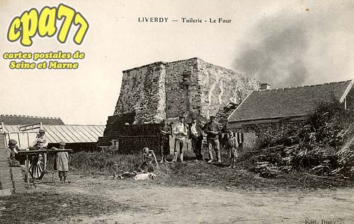 Liverdy En Brie - Tuilerie - Le Four