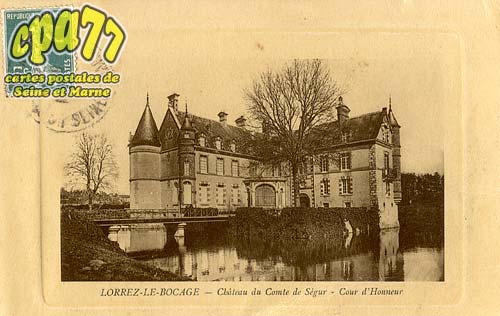 Lorrez Le Bocage Praux - Chteau du Comte de Sgur - Cour d'Honneur