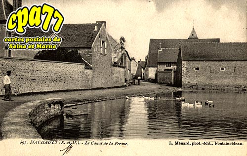 Machault - Le Canal de la Ferme