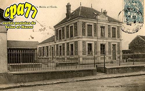 Maincy - La Mairie et l'Ecole