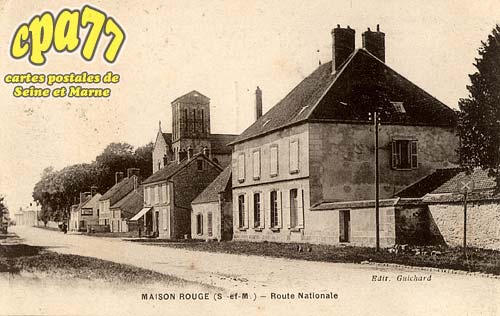 Maison Rouge En Brie - Route Nationale