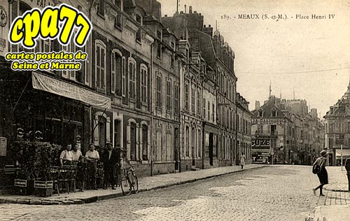 Meaux - Place Henri IV