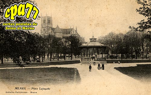 Meaux - Place Lafayette