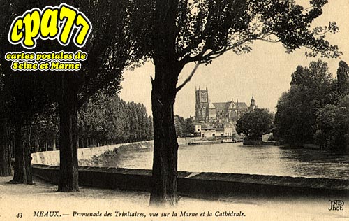 Meaux - Promenade des Trinitaires, vue sur la Marne et la Cathdrale