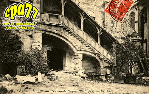 Meaux - L'Escalier du Chapitre (XIIIe sicle)