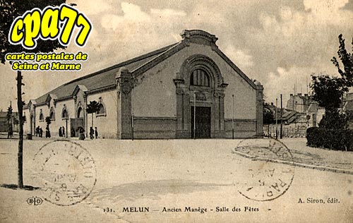 Melun - Ancien Manège - Salle des Fêtes