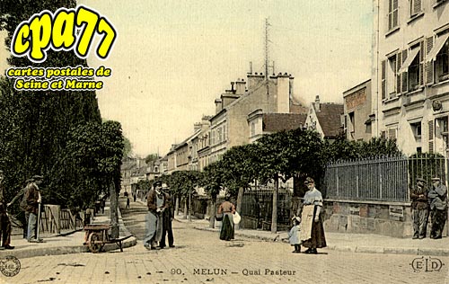Melun - Quai Pasteur