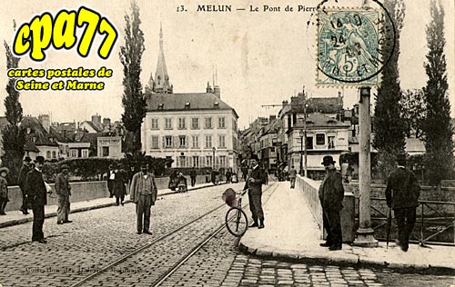 Melun - Le Pont de Pierre