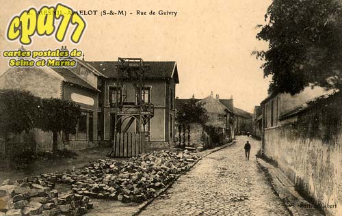 Le Mesnil Amelot - Rue de Guvry