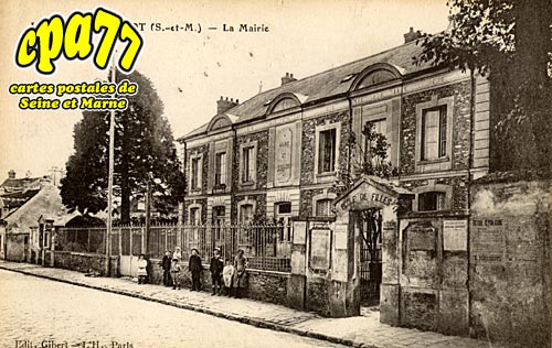 Le Mesnil Amelot - La Mairie