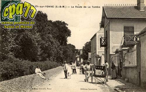 Misy Sur Yonne - La Route de la Tombe