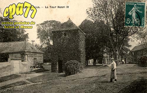Montceaux Ls Meaux - La Tour Henri IV