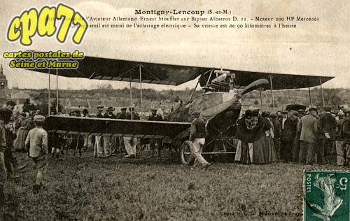 Montigny Lencoup - Atterrissage de l'Aviateur Allemand Ernest Stoeffler sur Biplan Albatros D. 11 - Moteur 200 HP Mercds - Cet appareil est muni de l'clairage lectrique - Sa vitesse est de 90 kilomtres  l'heure