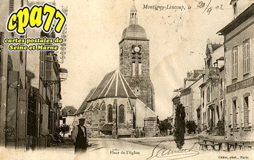 Montigny Lencoup - Place de l'Eglise