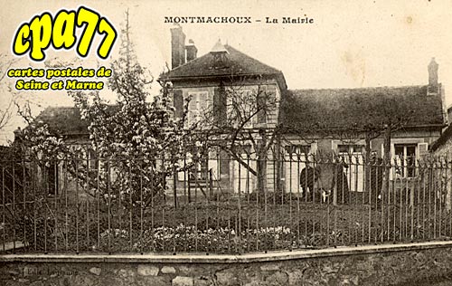 Montmachoux - La Mairie