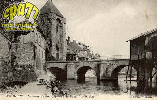Moret Sur Loing - La Porte de Bourgogne ou du Pont