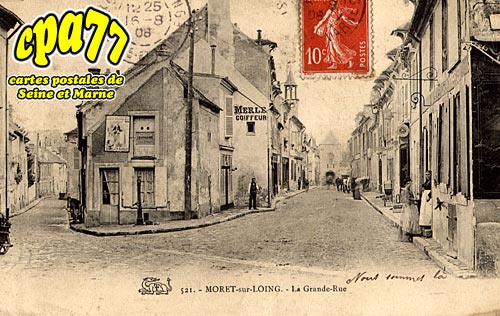 Moret Sur Loing - La Grande Rue