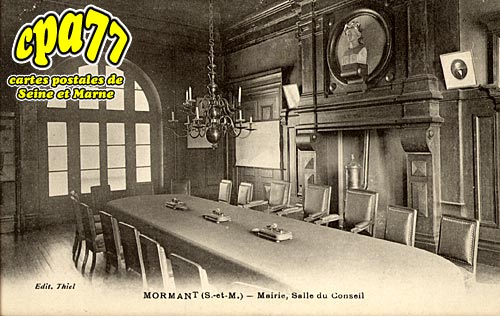 Mormant - Mairie, salle du Conseil