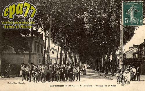 Mormant - La Fanfare - Avenue de la Gare