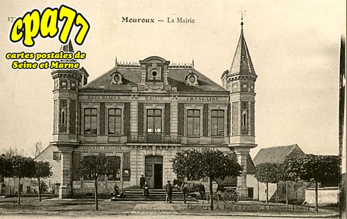 Mouroux - La Mairie