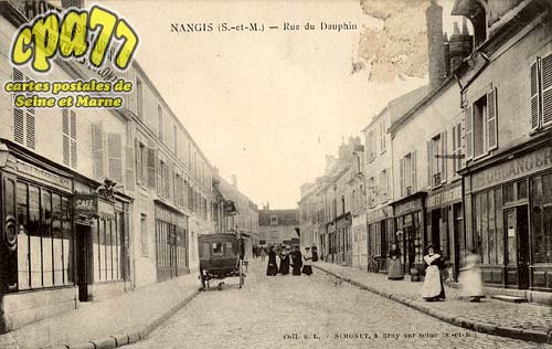 Nangis - Rue du Dauphin