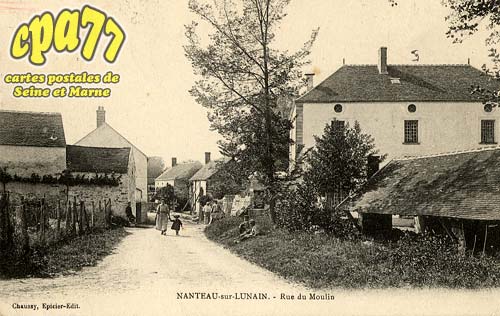 Nanteau Sur Lunain - Rue du Moulin