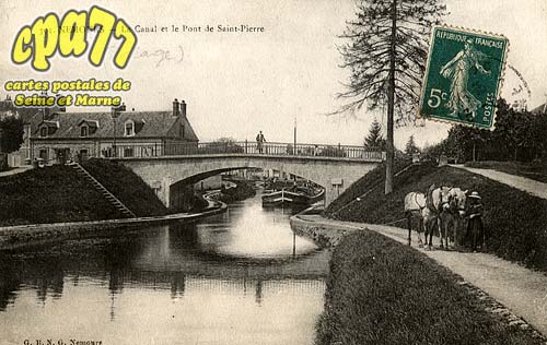 Nemours - Le Canal et le Pont de Saint-Pierre