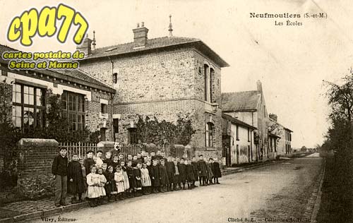 Neufmoutiers En Brie - Les Ecoles