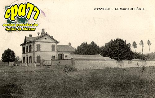 Nonville - La Mairie et L'Ecole