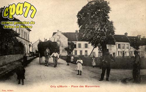 Orly Sur Morin - Place des Marronniers
