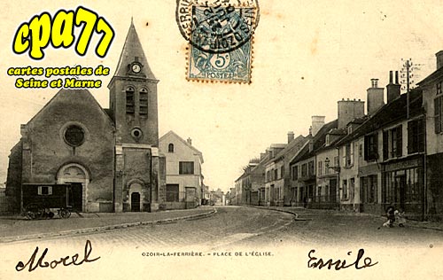 Ozoir La Ferrière - Place de l'Eglise