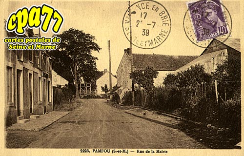 Pamfou - Rue de la Mairie