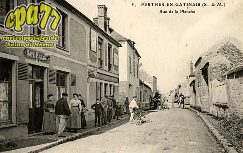 Perthes En Gtinais - Rue de la Planche