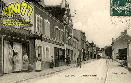 Le Pin - Grande-Rue