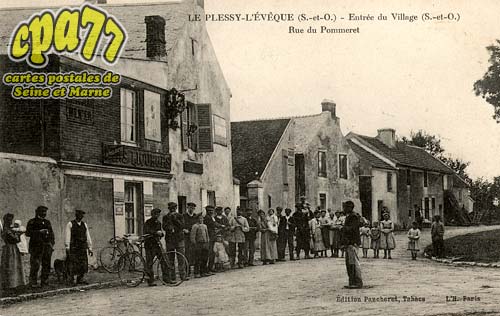 Le Plessis L'vque - Entre du Village - Rue du Pommeret