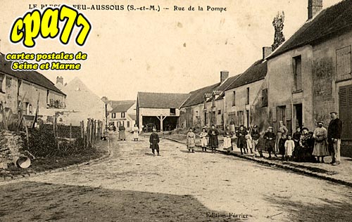 Le Plessis Feu Aussoux - Rue de la Pompe