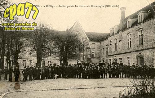 Provins - Le Collge - Ancien Palais des comtes de Champagnes (XIIe sicle)