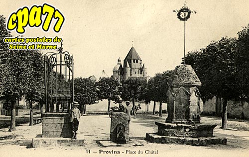 Provins - Place du Chtelet