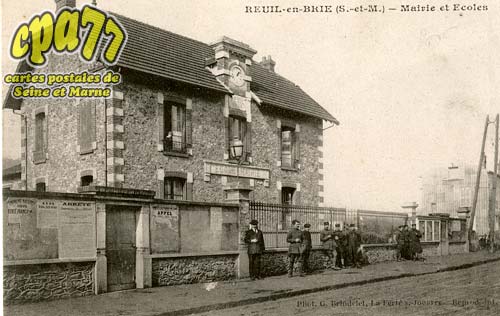 Reuil En Brie - Mairie et Ecoles