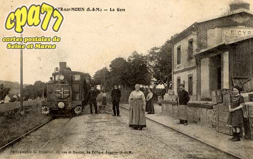 St Cyr Sur Morin - La Gare