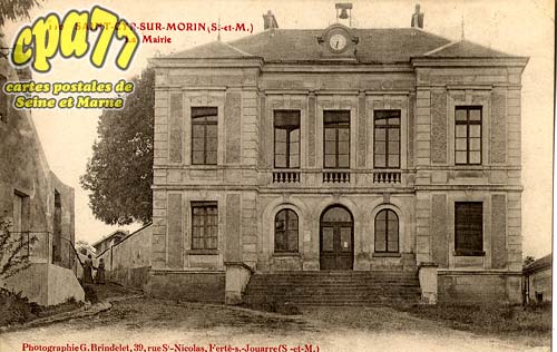 St Cyr Sur Morin - La Mairie