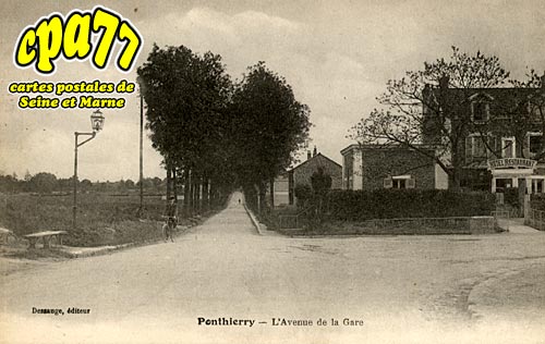 St Fargeau Ponthierry - L'Avenue de la Gare
