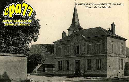 St Germain Sur Morin - Place de la Mairie