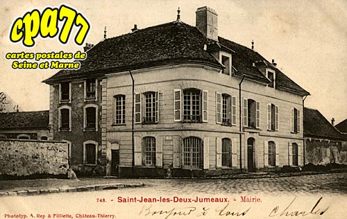 St Jean Les Deux Jumeaux - Mairie