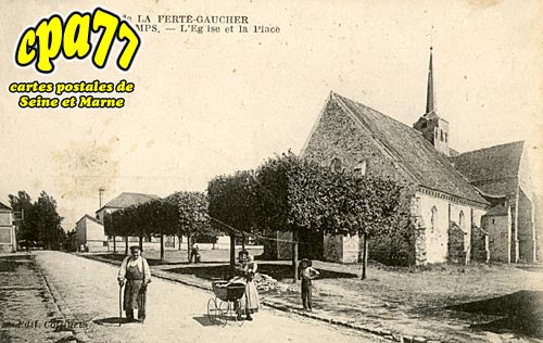 St Martin Des Champs - L'Eglise et la Place