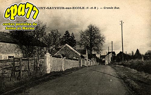 St Sauveur Sur cole - Grande-Rue