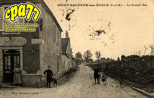 St Sauveur Sur cole - La Grande Rue