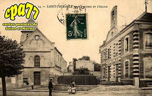 St Thibault Des Vignes - La Mairie et l'Eglise