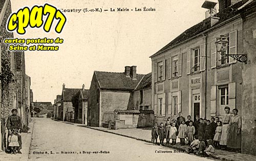 Sivry Courtry - La Mairie - Les Ecoles