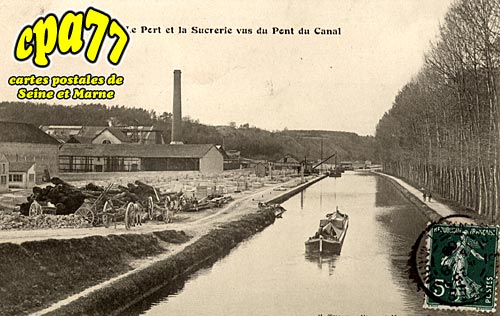 Souppes Sur Loing - Le Port et la Sucrerie vus du Pont du Canal